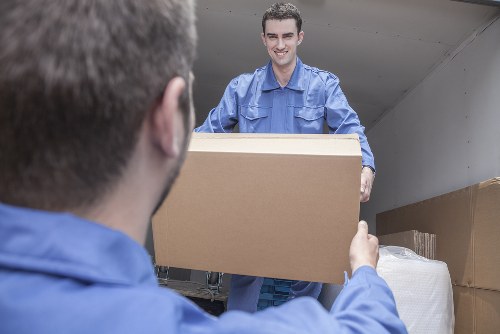 Customer booking a Crystalpalace Storage unit online