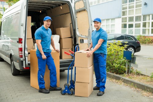 Household packing services in Crystalpalace for a family move